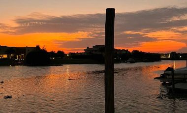 Casa en venta - 4 Dormitorios 2 Baños - Cochera - 1.800Mts2 - Ingeniero Maschwitz, Escobar