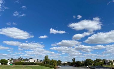 Casa en venta - 4 Dormitorios 2 Baños - Cochera - 1.800Mts2 - Ingeniero Maschwitz, Escobar