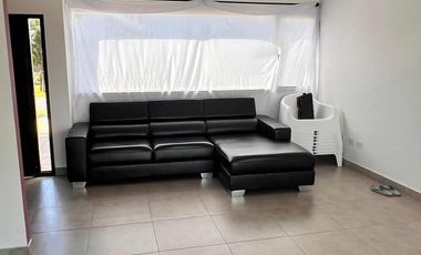 Casa en venta - 4 Dormitorios 2 Baños - Cochera - 1.800Mts2 - Ingeniero Maschwitz, Escobar