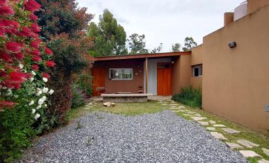 Casa en venta - 2 Dormitorios 2 Baños - Cocheras - 450Mts2 - Santa Clara del Mar