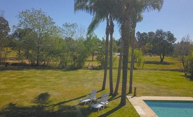 Casa en venta - 4 dormitorios 4 baños - 370mts2 - Manuel B. Gonnet