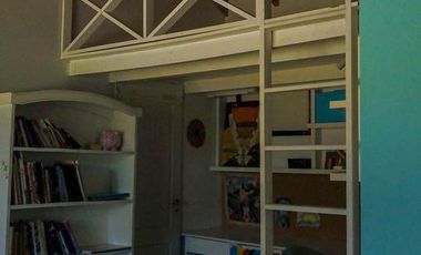 Casa en venta - 4 dormitorios 4 baños - 370mts2 - Manuel B. Gonnet