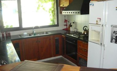 Casa en venta - 4 dormitorios 4 baños - 370mts2 - Manuel B. Gonnet