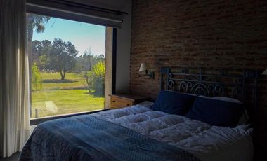 Casa en venta - 4 dormitorios 4 baños - 370mts2 - Manuel B. Gonnet