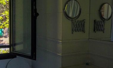 Casa en venta - 4 dormitorios 4 baños - 370mts2 - Manuel B. Gonnet