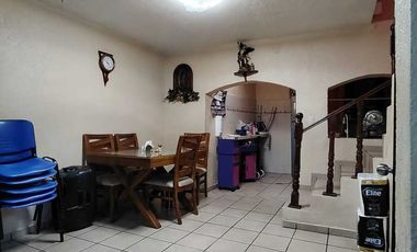 Casa en venta cercana a Plaza las Torres, Guadalajara