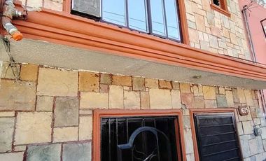 Casa en venta cercana a Plaza las Torres, Guadalajara