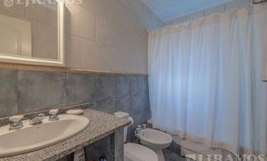 CASA CON DOBLE LOTE EN EL BARRIO CERRADO LA CHACRA, EN SAN FERNANDO