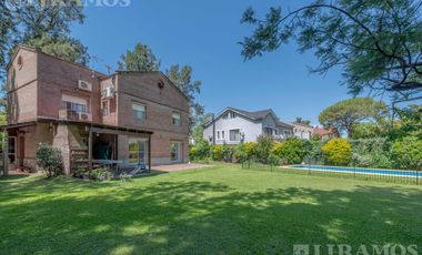 CASA CON DOBLE LOTE EN EL BARRIO CERRADO LA CHACRA, EN SAN FERNANDO