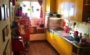 PH en venta - 3 Dormitorios 2 Baños - 223Mts2 - Caseros