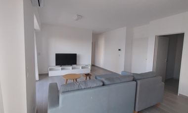 Departamento en Venta de 2 ambientes en Olivos con cochera y balcón