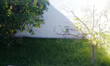 Casa en venta - 3 Dormitorios 1 Baño - 200 mts2 - La Plata
