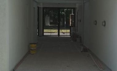 Dúplex en venta - 2 dormitorios 1 baño - cochera - 83mts2 - Los Hornos, La Plata