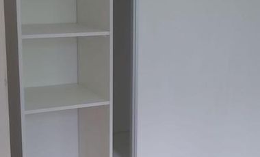 Dúplex en venta - 2 dormitorios 1 baño - cochera - 83mts2 - Los Hornos, La Plata