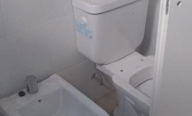 Dúplex en venta - 2 dormitorios 1 baño - cochera - 83mts2 - Los Hornos, La Plata