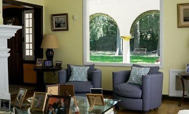 Excelente casa en venta en lo mejor de Punta Chica sobre cul de sac