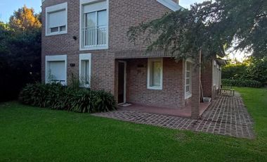 CASA EN VENTA 5 AMBIENTES EN LOS CARDALES COUNTRY CLUB