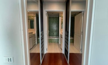 3 ambientes con dependencia y 2 cocheras en las cañitas. EN VENTA!