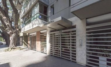 3 ambientes con dependencia y 2 cocheras en las cañitas. EN VENTA!