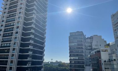 3 ambientes con dependencia y 2 cocheras en las cañitas. EN VENTA!