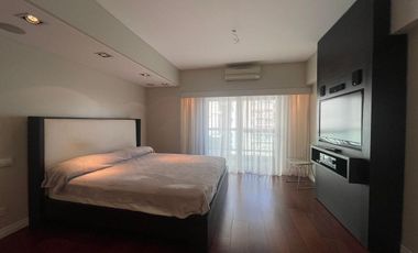 3 ambientes con dependencia y 2 cocheras en las cañitas. EN VENTA!