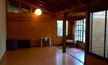 Casa en venta - 2 Dormitorios 2 Baño - 671mts2 - City Bell