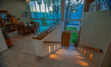 Casa de lujo en venta moderna con alberca,El Palomar sección bosques Sur