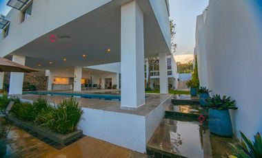 Casa de lujo en venta moderna con alberca,El Palomar sección bosques Sur