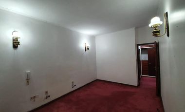 Casa en venta - 3 Dormitorios 4 Baños - 330 mts 2 - Villa Elisa