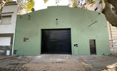 Depósito venta 1 ambiente 1 baño  14x40 mts - 560 mts 2 totales - La Plata