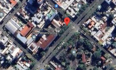 Depósito venta 1 ambiente 1 baño  14x40 mts - 560 mts 2 totales - La Plata