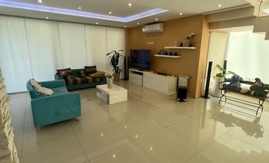 CASA EN VENTA BARRIO DON JOAQUIN - OPORTUNIDAD