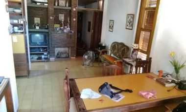 Casa en venta - 3 dormitorios 3 baños - cochera - 180mts2  - Tolosa