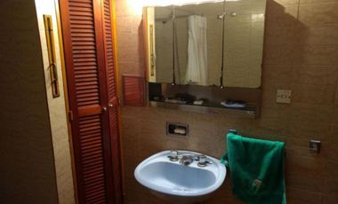 Casa en venta - 3 dormitorios 3 baños - cochera - 180mts2  - Tolosa