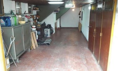 Casa en venta - 3 dormitorios 3 baños - cochera - 180mts2  - Tolosa