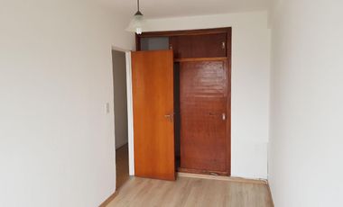 Departamento en venta - 2 dormitorios 1 baño - 70mts2 - La Plata