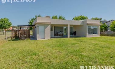 Casa en San Sebastián AREA 12 OPORTUNIDAD!! MB