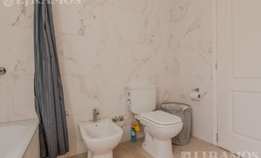 Casa en San Sebastián AREA 12 OPORTUNIDAD!! MB