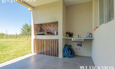 Casa en San Sebastián AREA 12 OPORTUNIDAD!! MB