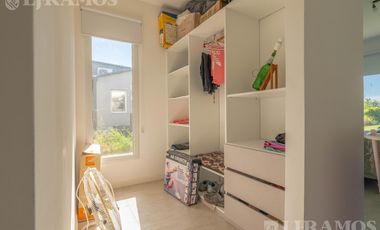 Casa en San Sebastián AREA 12 OPORTUNIDAD!! MB