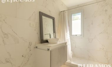 Casa en San Sebastián AREA 12 OPORTUNIDAD!! MB