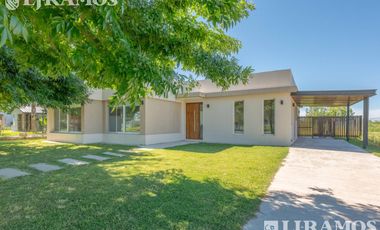 Casa en San Sebastián AREA 12 OPORTUNIDAD!! MB