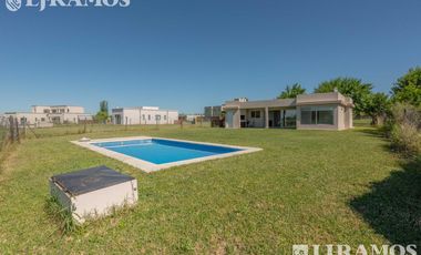 Casa en San Sebastián AREA 12 OPORTUNIDAD!! MB