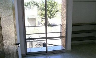 Complejo de dúplex - 1 Dormitorio 1 Baño - 130Mts2 - Berazategui