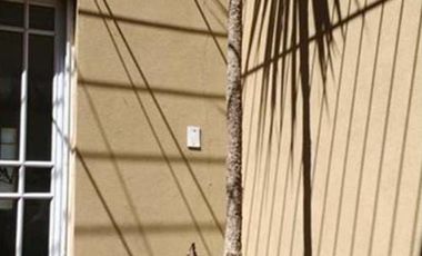 Casa en venta - 3 dormitorios 1 baño 1 cochera - 300mts2 totales - Manuel  B. Gonnet