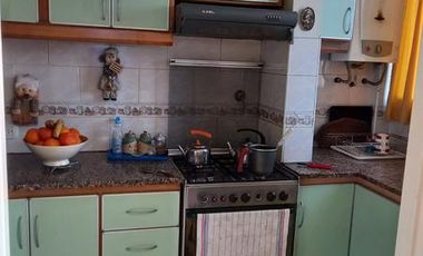 Excelente depto frente a la Estación - Posible Permuta Mte Grande - Actualmente  Alquilado!!!