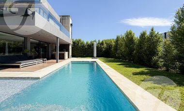 Exclusiva Residencia en Venta – Barrio Las Tipas, Nordelta