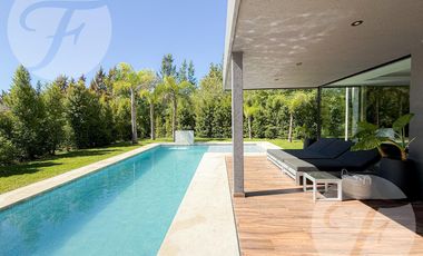 Exclusiva Residencia en Venta – Barrio Las Tipas, Nordelta