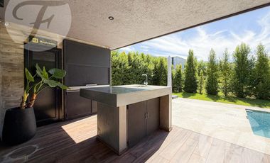 Exclusiva Residencia en Venta – Barrio Las Tipas, Nordelta