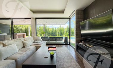 Exclusiva Residencia en Venta – Barrio Las Tipas, Nordelta